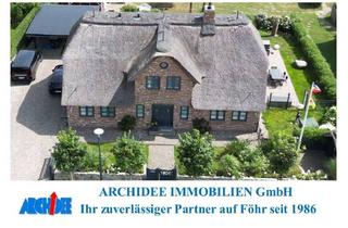 Haus kaufen in Triibergem, 25938 Utersum, *Tolles Reetdachhaus mit eigenem Schwimmteich*