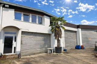 Anlageobjekt in 74394 Hessigheim, 4 Häuser (9 Wohnungen) zu einem Preis! Ideal für Handwerker! Mit Garagen u. weiteren Lagerflächen