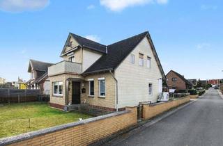 Anlageobjekt in 38518 Gifhorn, Zweifamilienhaus mit Wärmepumpe und Fußbodenheizung inkl. Werkstatt in Gifhorn