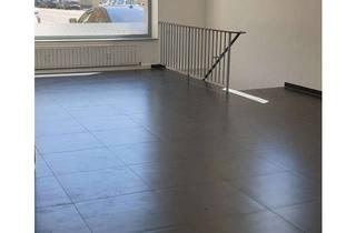 Gewerbeimmobilie kaufen in Pilgerhausstr., 86152 Innenstadt, Helle Gewerbeeinheit mit großen Schaufensterflächen auf 2 Etagen in der Jakobervorstadt