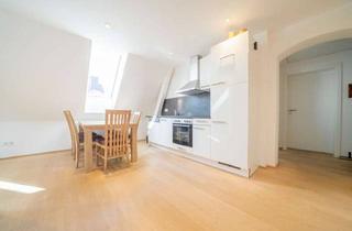 Wohnung mieten in Franz-Josef-Soll-Straße 17, 83308 Trostberg, Stilvoll modernisierte 2,5-Zimmer Dachgeschosswohnung mit Einbauküche und Gartenanteil