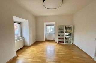 Wohnung mieten in 96515 Sonneberg, Stilvolles Wohnen in geräumiger DG Wohnung- in toller Villa in Sonneberg