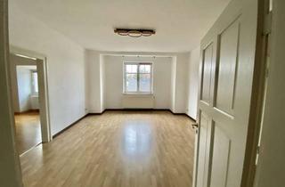 Wohnung mieten in 96515 Sonneberg, Stilvolles Wohnen in geräumiger DG Wohnung- in toller Villa in Sonneberg