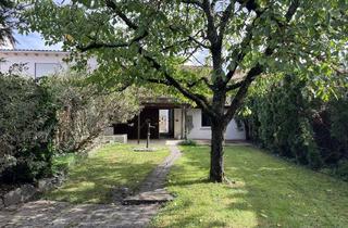 Doppelhaushälfte kaufen in 76698 Ubstadt-Weiher, Eigenheim mit großem Garten. Teilsanierte Doppelhaushälfte in Ubstadt-Weiher