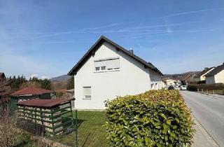 Einfamilienhaus kaufen in 94508 Schöllnach, Freistehendes Einfamilienhaus mit Garten, Garage & Wohlfühlambiente