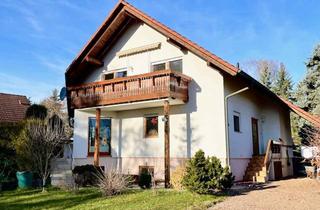 Einfamilienhaus kaufen in 08371 Glauchau, Einfamilienhaus mit separaten Wohnbereichen – ideal für Mehrgenerationenwohnen (Effizienzklasse C)