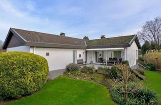 Einfamilienhaus kaufen in 40822 Mettmann, Freistehendes Einfamilienhaus mit Einliegerwohnung und traumhaftem Garten in Mettmann-Süd