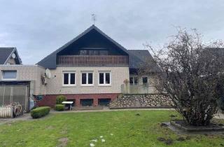 Haus kaufen in 25712 Burg, Zweifamilienhaus mit Vollkeller in TOP Lage von Burg