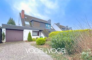 Doppelhaushälfte kaufen in 27711 Osterholz-Scharmbeck, Scharmbeckstotel - Doppelhaushälfte zum entwickeln – mit Garage, Kamin und Garten