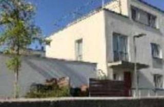 Haus mieten in 70437 Zuffenhausen, Geräumiges 5-Zimmer Haus in Stuttgart-Zuffenhausen