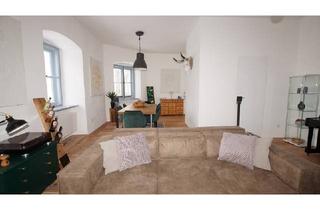Wohnung mieten in 94330 Aiterhofen, Herrliche 3 Zimmer-Wohnung im Schloss Geltolfing