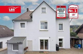 Haus kaufen in 58553 Halver, Halver - Ein-Zweifamilienhaus mit Garage, Doppelcarport und Garten
