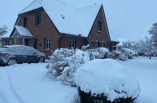 Haus kaufen in 25872 Ostenfeld, Ostenfeld (Husum) - Zweifamilienhaus mit großer Lagerhalle