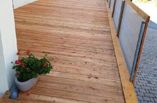 Haus kaufen in 94209 Regen, Regen - Zweifamilienhaus mit Nebengebäuden und großer Wiese zu verkaufen