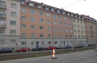 Wohnung kaufen in Leuchtenberg Ring, 81677 Bogenhausen, 2,5-Zimmer modernisierte Altbau Wohnung mit West Balkon und Tiefgarage in München-Haidhausen