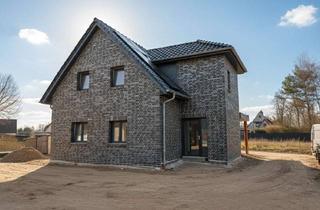 Haus kaufen in 27639 Nordholz, Exquisites 2-Familienhaus - Vollsanierung inkl. Neubau mit Wärmepumpe, PV-Anlage, Terrasse & Balkon