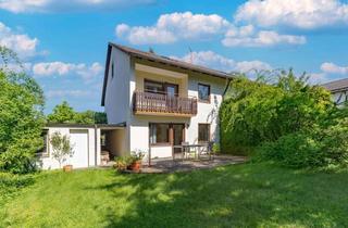 Doppelhaushälfte kaufen in 82140 Olching, Hier wächst die Familie – gepflegte Doppelhaushälfte mit viel Platz und Garten