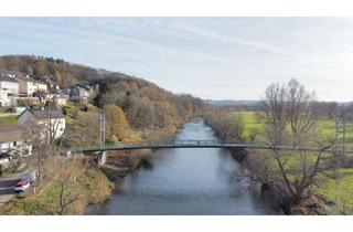 Grundstück zu kaufen in 53773 Hennef, Hier ist Ihr handwerkliches Können gefragt! Grundstück mit Bestand in direkter Sieglage