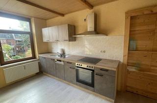 Wohnung mieten in Ellefelder Straße 12 A, 08223 Falkenstein, Singlewohnung mit Küche !