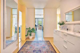 Wohnung kaufen in 65232 Taunusstein, Licht, das Herzen berührt: Ihr neues Zuhause im Taunus - Ruhe, Wärme und Aussicht inklusive