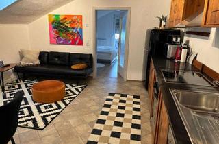 Immobilie mieten in 83714 Miesbach, Design trifft Komfort: Möbliertes 2-Zimmer-Appartement mit Stil