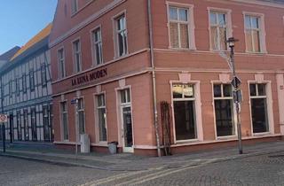 Gewerbeimmobilie kaufen in Breite Str. 41, 39606 Osterburg, Ladengebäude über Eck