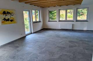 Wohnung mieten in Ahrstraße 1B, 53505 Kirchsahr, Wunderschöne EG-Wohnung komplett saniert mit Terrasse und kleinem Garten. Aktuelle Bilder Folgen