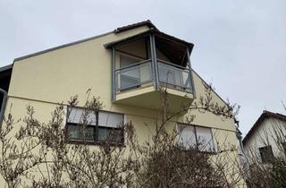 Wohnung mieten in 74348 Lauffen, Schöne helle 3 Zimmer Dachgeschoss-Wohnung mit Balkon in Lauffen am Neckar von Privat zu vermieten