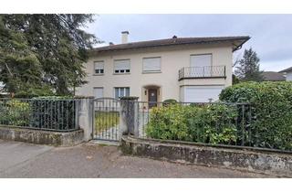 Wohnung mieten in Haagenerstraße 52, 79539 Lörrach, Großzügige 3-Zimmer Wohnung mit Balkon und Garagenstellplatz in ruhiger zentraler Lage von Lörrach