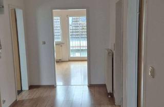 Wohnung mieten in 61381 Friedrichsdorf, 4-Zimmer Dachgeschosswohnung in Friedrichsdorf Burgholzhausen