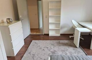 WG-Zimmer mieten in 95030 Innenstadt, Vollmöbliertes WG-Zimmer (für w) einer 3er WG in zentraler Lage Hofs - 450€ Warmmiete (keine NK)