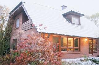 Villa kaufen in 30657 Isernhagen-Süd, Provisionsfrei Villa im Villenviertel Isernhagen-Süd – Atriumgarten, voll unterkellert, Heizung 2022