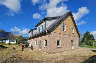 Haus kaufen in 25885 Oster-Ohrstedt, Oster-Ohrstedt, Neubau, KfW-40, gehobener Standard, je 5 Zimmer, je 2 Bäder