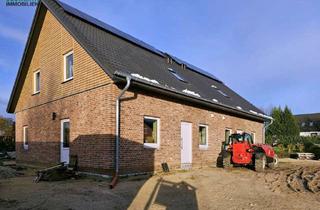 Haus kaufen in 25885 Oster-Ohrstedt, Sie sind dran: Es ist Zeit, die Fußböden auszusuchen! Kommen Sie!