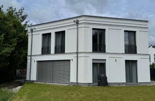 Villa kaufen in 16552 Schildow, Große Villa in Schildow mit Vollkeller zu verkaufen.