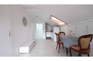 Wohnung kaufen in 53343 Wachtberg, Sichere Mieteinnahmen: Vermietete Dachgeschosswohnung für Kapitalanleger