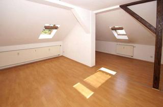 Wohnung kaufen in 99089 Andreasvorstadt, Gemütliche Dachgeschosswohnung mit offener Wohnküche in Erfurter Andreasvorstadt