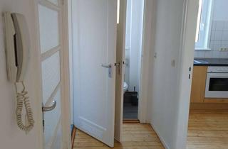 Wohnung mieten in Waller Straße 45, 28219 Walle, Helle 2-Zimmer Dachgeschosswohnung in Bremen-Walle nahe Waller Park