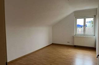 Wohnung mieten in Klybeckstraße, 79576 Weil am Rhein, Helle 2,5-Zimmer Dachgeschosswohnung in Weil am Rhein