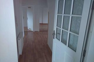 Wohnung mieten in Stadtteil Birken, 95447 Saas, Sonnige 4-Zimmer-Altbauwohnung mit EBK in Bayreuth (Birken)