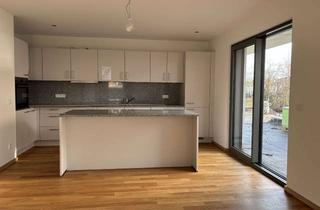 Wohnung mieten in Am Bahnsteig 14a, 82024 Taufkirchen, Erstbezug: 4 Zi.-Whg. mit Einbauküche im Rückgebäude und großen Garten in Taufkirchen (nahe S-Bahn)