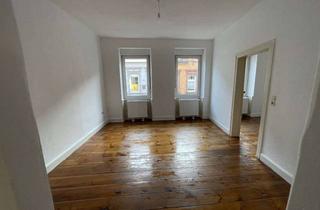 Wohnung mieten in 67655 Innenstadt, Altbauwohnung im Musikerviertel mit Balkon und Garten. 2,5 Zimmer (teilweise offene Durchbrüche)