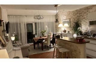 Wohnung kaufen in 61381 Friedrichsdorf, Friedrichsdorf - Haus-im-Haus-Gefühl: Split-Level-Whg. mit 2 Dachterrassen+Balkon