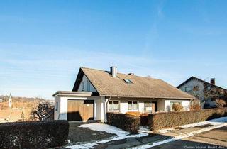 Einfamilienhaus kaufen in 79843 Löffingen, Löffingen - Ein Haus, viele Möglichkeiten: Wohnen, teilen, ausbauen - in Löffingen zu verkaufen