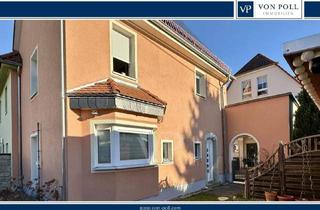 Haus kaufen in 01809 Heidenau, Heidenau - Reihenendhaus mit schöner Aussicht über das Elbtal