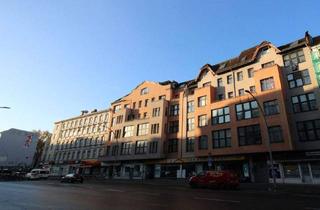 Mehrfamilienhaus kaufen in Hermannstraße, 12049 Berlin, Berlin - Charmante Altbauwohnung in Neukölln: 2 Zimmerwohnung mit Balkon - Bezugsfrei ab April 2026