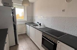Wohnung kaufen in 16306 Casekow, Casekow - 3 Zimmer Wohnung zu verkaufen in Luckow-Petershagen
