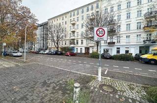 Wohnung kaufen in Quitzowstraße, 10559 Berlin, Berlin - Stephankiez: Bezugsfreie Zwei-Zimmer-Wohnung mit etwa 45m²