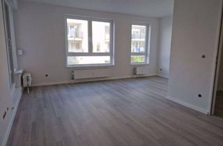 Wohnung mieten in Hildburghauser Straße 3 C, 12279 Marienfelde, Gemütliche Single - Wohnung sucht neuen Mieter! EBK vom Vormieter zu übernehmen!