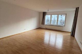 Wohnung mieten in 73230 Kirchheim, Helle 3-Zimmer-Wohnung mit großem Balkon und Einbauküche – ruhig und zentral gelegen